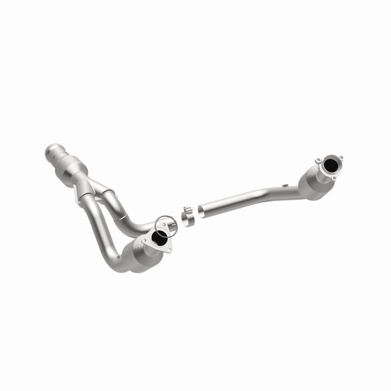MagnaFlow Converter Direct Fit 2015 GMC Yukon XL V8 6.2L Magnaflow Catalytic Converter Direct Fit AXOPROS