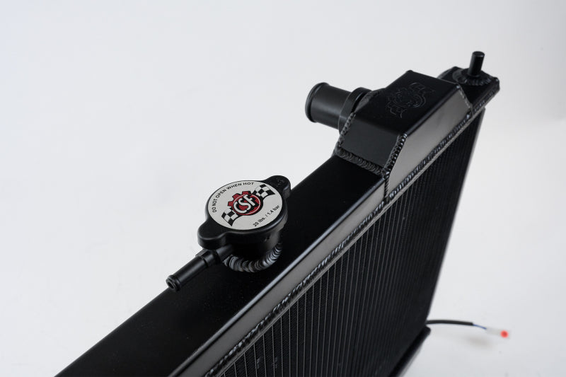 CSF 96-07 Mitsubishi Evo 4/5/6/7/8/9 Full-Slim Radiator w/12in Fan & Shroud/-16AN - Black CSF Radiators  AXOPROS