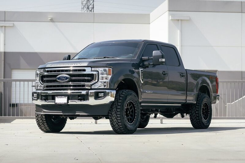 Cognito Cognito 20-24 Ford F-250/350 SD 4WD 3in Performance Lift Kit w/ Fox PS 2.0 IFP Shocks Lift Kits aftermarket performance part
