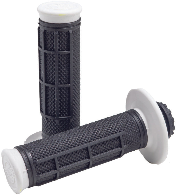 ProTaper Pro Series Clamp On 1/2 Waffle White/Black ProTaper Grips AXOPROS