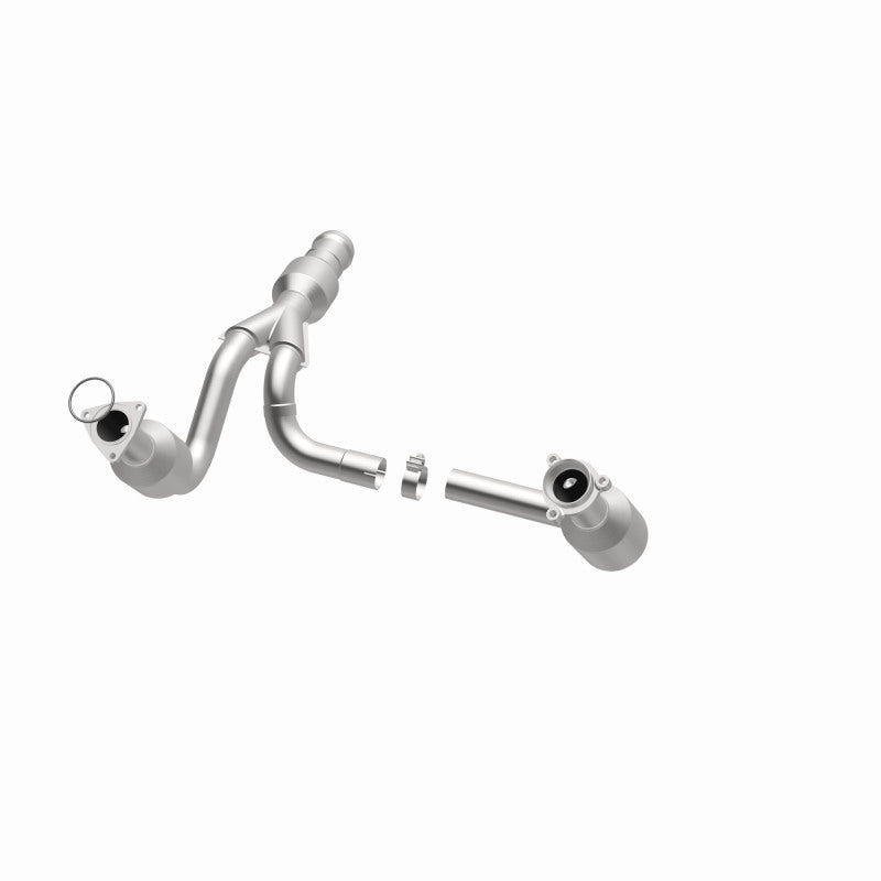 MagnaFlow Converter Direct Fit 2015 GMC Yukon XL V8 6.2L Magnaflow Catalytic Converter Direct Fit AXOPROS