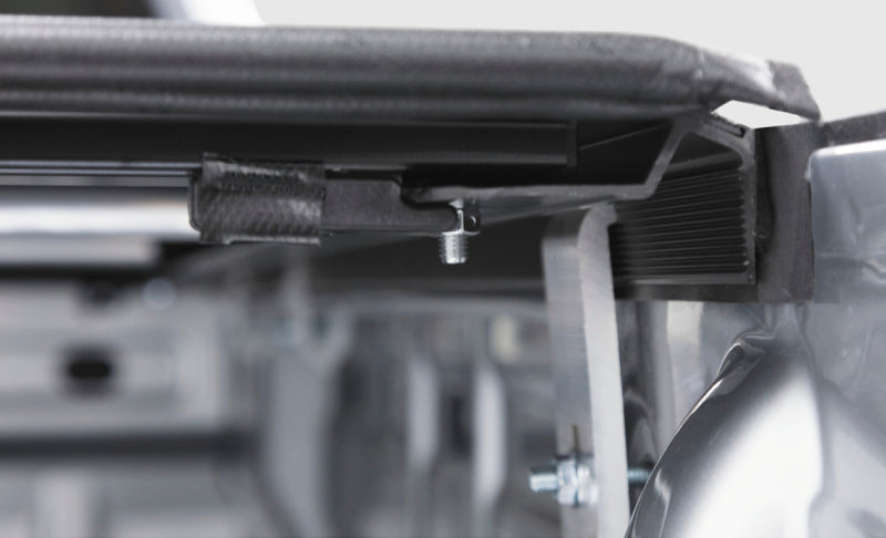 Access Vanish 17-19 Ford Super Duty F-250 / F-350 / F-450 6ft 8in Bed Roll-Up Cover Access Bed Covers - Roll Up AXOPROS