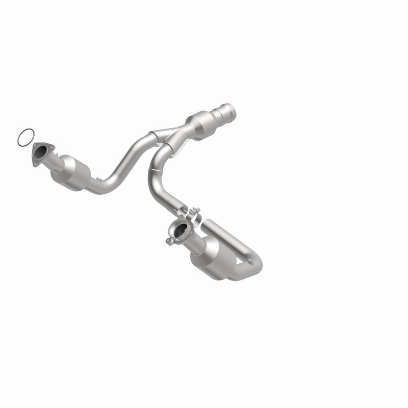 MagnaFlow Converter Direct Fit 2015 GMC Yukon XL V8 6.2L Magnaflow Catalytic Converter Direct Fit AXOPROS
