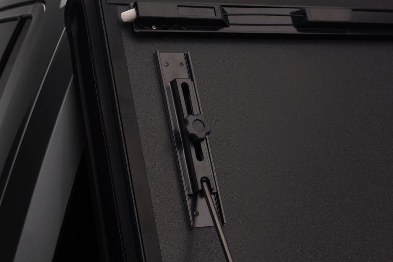 BAK 17-20 Honda Ridgeline BAKFlip MX4 BAK Tonneau Covers - Hard Fold AXOPROS