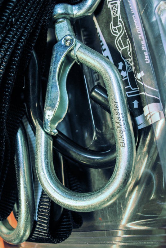 BikeMaster Tiedown 1-1/2in Swivel Softhook - Black BikeMaster Cargo Tie-Downs AXOPROS