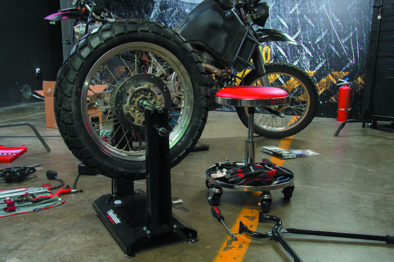 BikeMaster Ultimate Shop Stool w/ Tool Caddy BikeMaster Tools AXOPROS
