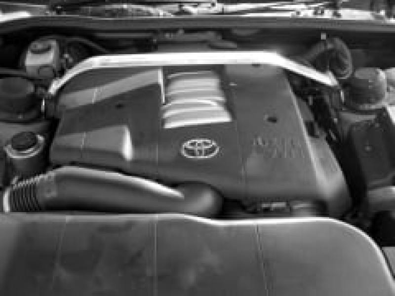 Cusco Strut Bar OS Front for Toyota Celsior (UCF20/21) Cusco Strut Bars AXOPROS