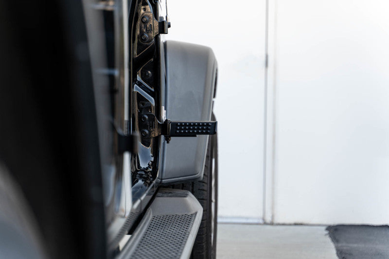 DV8 Offroad 07-23 Jeep Gladiator/Wrangler JT/JK/JL Foot Pegs DV8 Offroad Exterior Trim  AXOPROS