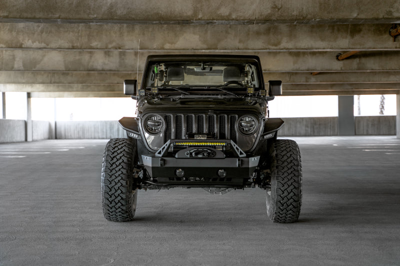 DV8 Offroad 07-23 Jeep Wrangler/Gladiator JT/JK/JL FS-25 Stubby Front Bumper w/Plated Bull Bar DV8 Offroad Bumpers - Steel AXOPROS