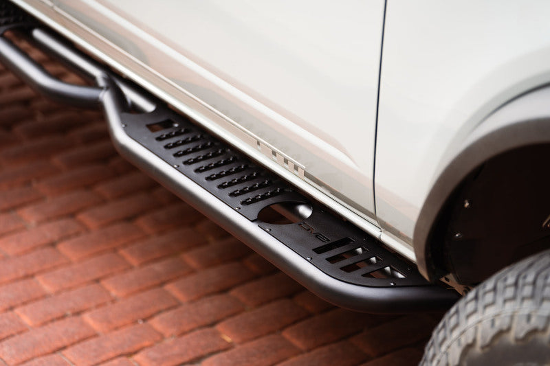 DV8 Offroad 21-22 Ford Bronco OE Plus Series Side Steps DV8 Offroad Side Steps AXOPROS