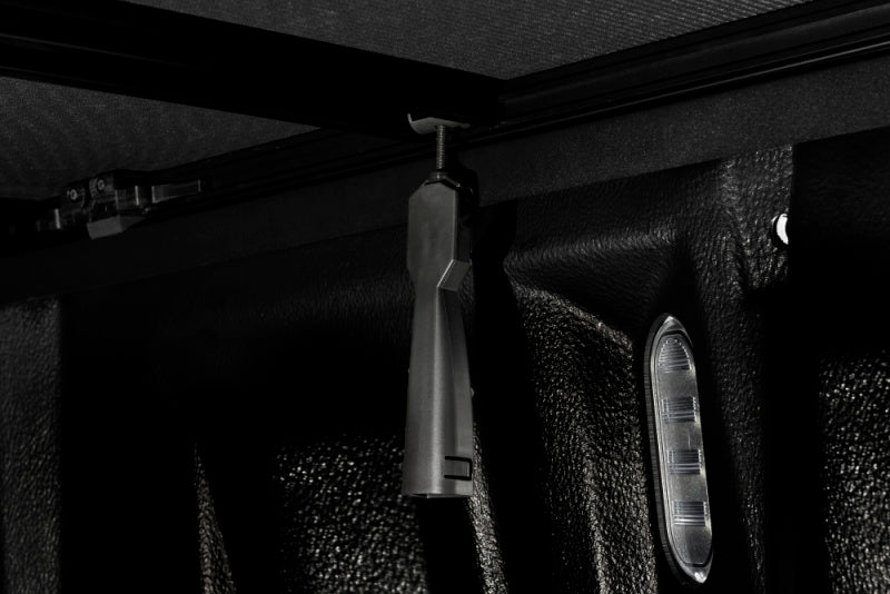 Extang 17-23 Ford F-250/F-350 Super Duty Short Bed (6ft 10in) Trifecta Toolbox 2.0 Extang Tonneau Covers - Soft Fold AXOPROS