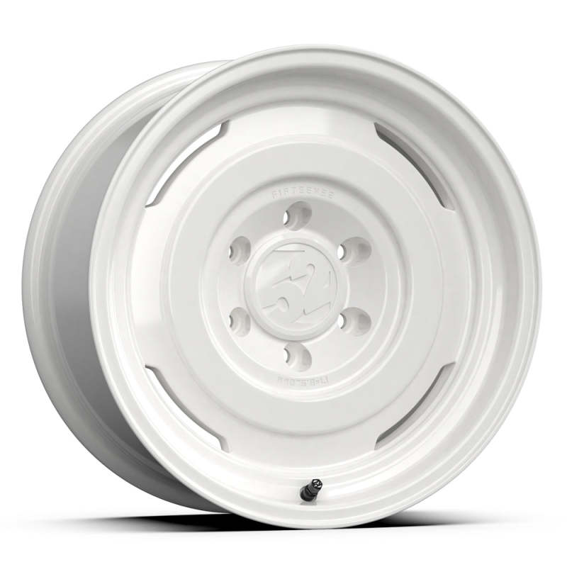 fifteen52 Analog HD 17x8.5 6x139.7 0mm ET 106.2mm Center Bore Gloss White Wheel fifteen52 Wheels - Cast AXOPROS