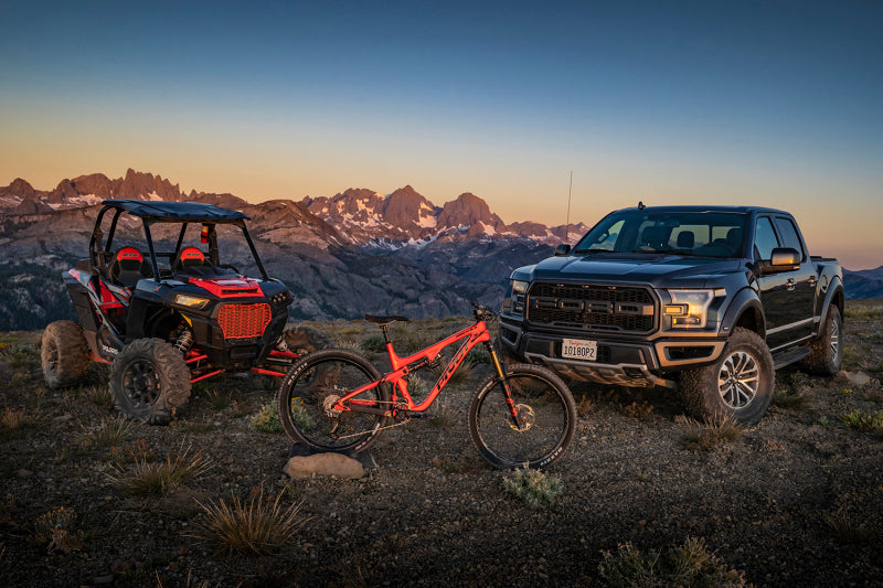 Fox 20+ GM 2500/3500 HD 2.0 Performance Series IFP Rear Shock 1.5-3in Lift FOX Shocks and Struts AXOPROS