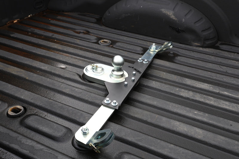 Gen-Y 20-24 GM Short/Long Bed GoosePuck II 5in Offset Ball Puck Mount 25K TW w/Safety Chain Anchors GEN-Y Hitch Hitch Ball Mounts AXOPROS