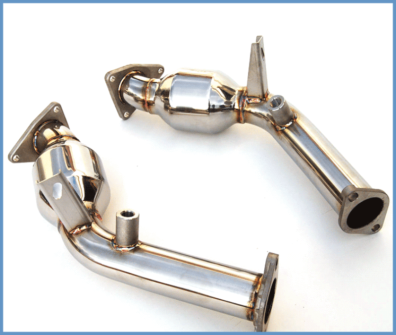 Invidia 09+ Nissan 370Z / Infiniti G37 60mm High Flow Cat w/ Bracket Invidia Connecting Pipes AXOPROS