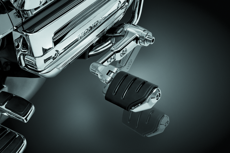 Kuryakyn Ergo III Adjustable Mount With Trident Dually ISO Pegs Chrome Kuryakyn Footpegs AXOPROS