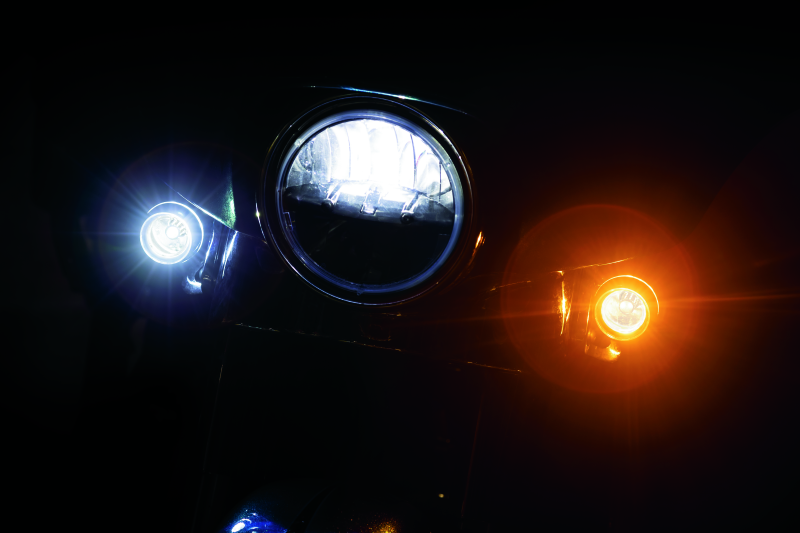 Kuryakyn L.E.D. Bulb 1157 White/Amber Kuryakyn Bulbs AXOPROS