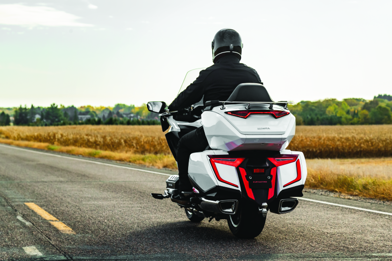 Kuryakyn Omni L.E.D. Rear Bag Accents 18-20 GL1800 Kuryakyn Light Bars & Cubes AXOPROS