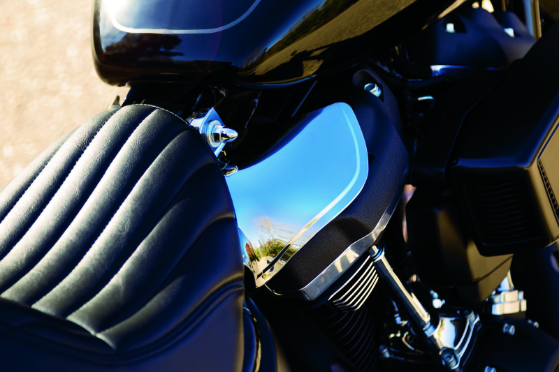 Kuryakyn Saddle Shields Heat Deflectors 18-Up Softail Models Smoke Kuryakyn Heat Shields AXOPROS