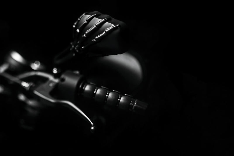 Kuryakyn Skeleton Hand Mirrors Black/Black Kuryakyn Rear View Mirrors AXOPROS
