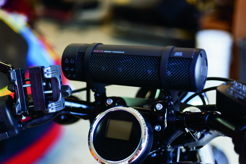 Kuryakyn Tech-Connect Bar Mount 7/8 To 1 -1-1/4in Bars 1-5/8in to 3-5/8in Wide Kuryakyn Phone Holders AXOPROS