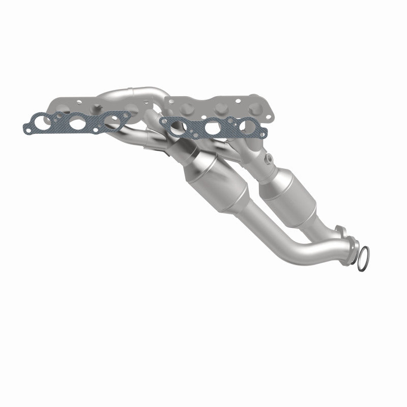 MagnaFlow Conv DF 00-04 Lexus IS/GS300 mani Magnaflow Catalytic Converter Direct Fit  AXOPROS