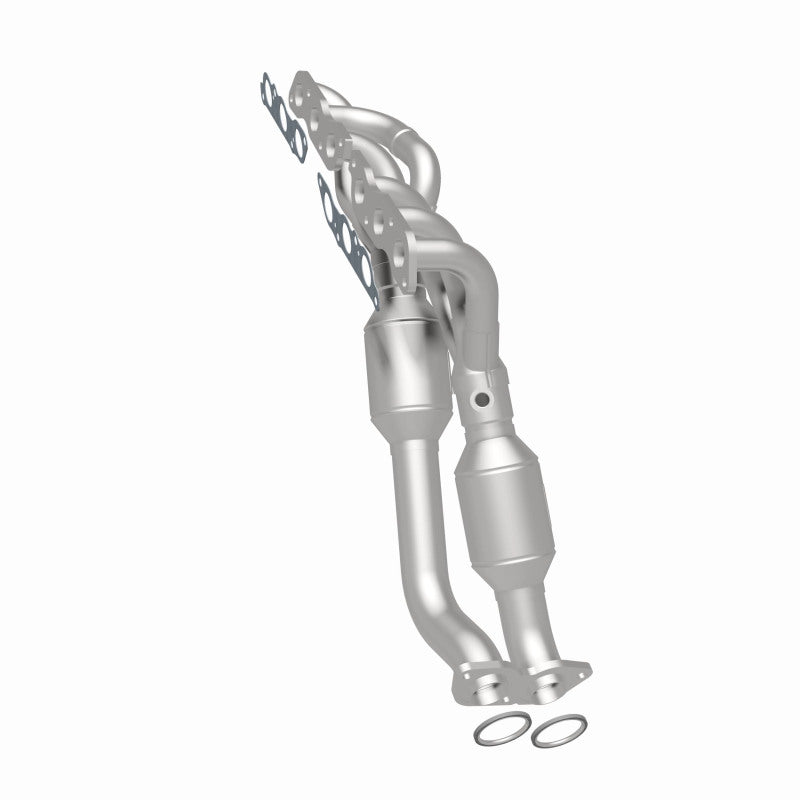 MagnaFlow Conv DF 00-04 Lexus IS/GS300 mani Magnaflow Catalytic Converter Direct Fit  AXOPROS