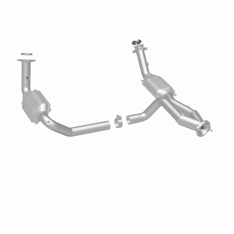 MagnaFlow Conv DF 02-06 Cadillac Escalade / 02-06 Chevy Avalanche 5.3L Dual Conv Y-Pipe Assembly 2WD Magnaflow Catalytic Converter Direct Fit  AXOPROS