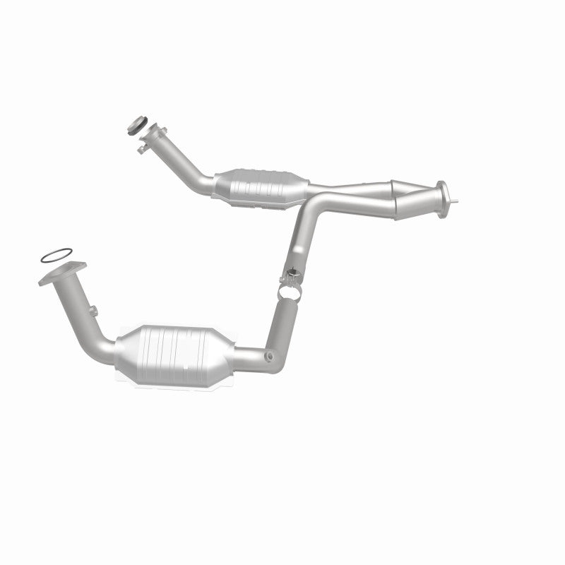 MagnaFlow Conv DF 02-06 Cadillac Escalade / 02-06 Chevy Avalanche 5.3L Dual Conv Y-Pipe Assembly 2WD Magnaflow Catalytic Converter Direct Fit  AXOPROS