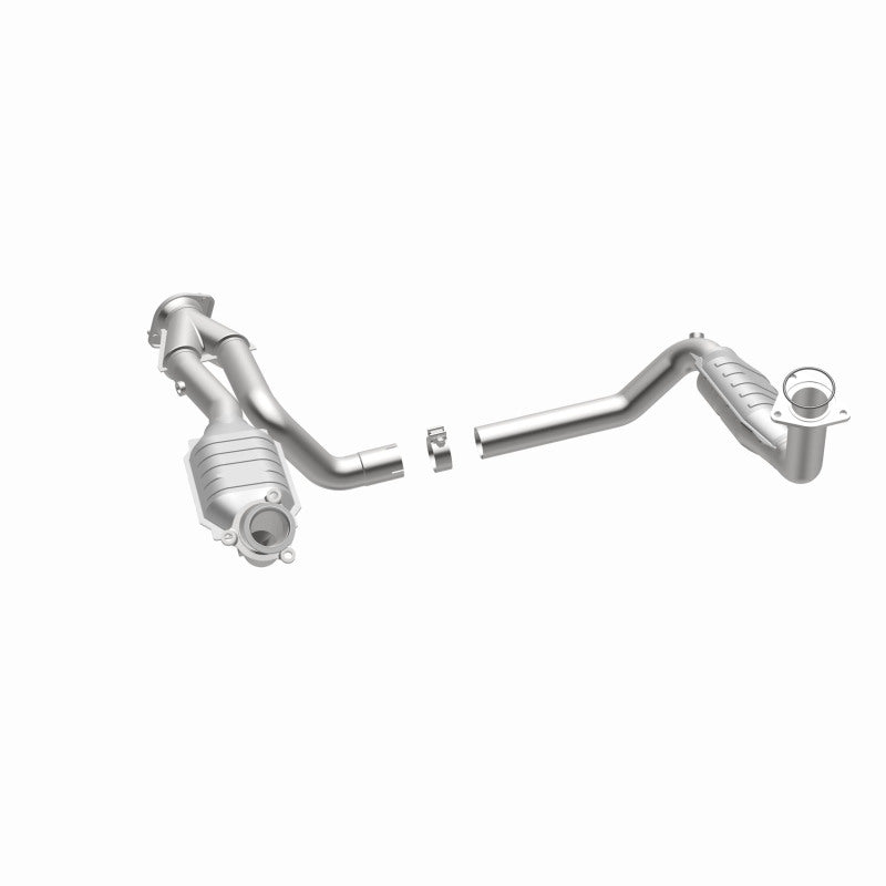 MagnaFlow Conv DF 02-06 Cadillac Escalade / 02-06 Chevy Avalanche 5.3L Dual Conv Y-Pipe Assembly 2WD Magnaflow Catalytic Converter Direct Fit  AXOPROS