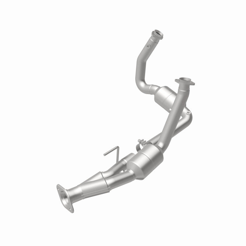 MagnaFlow Conv DF 06-07 Jeep Commander / 05-10 Grand Cherokee 5.7L Y-Pipe Assy (49 State) Magnaflow Catalytic Converter Direct Fit  AXOPROS