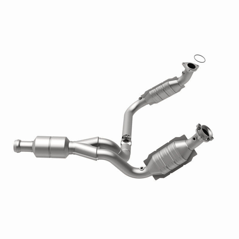 MagnaFlow Conv DF 09-13 Chevy Avalanche 5.3L Magnaflow Catalytic Converter Direct Fit  AXOPROS