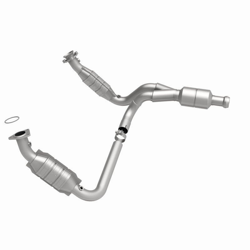 MagnaFlow Conv DF 09-13 Chevy Avalanche 5.3L Magnaflow Catalytic Converter Direct Fit  AXOPROS