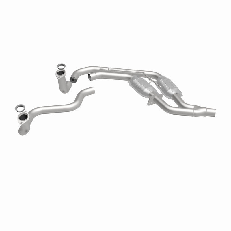 MagnaFlow Conv DF GM 89 92 (2.5in Tubing) Magnaflow Catalytic Converter Direct Fit AXOPROS