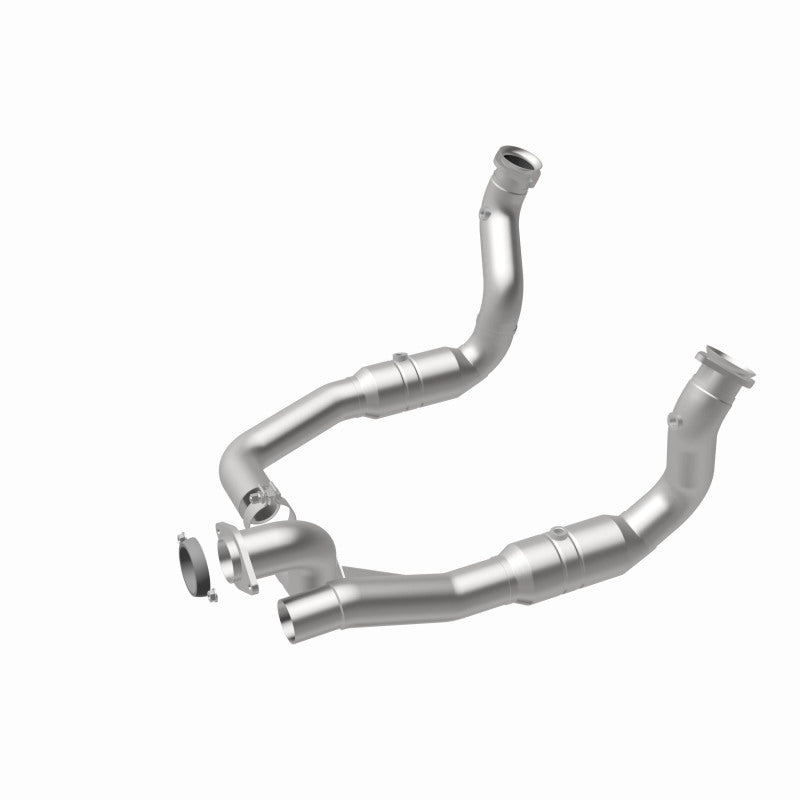 MagnaFlow Conv Direct Fit 11-14 Ford F-250 Super Duty / 350 Super Duty V8 6.2L Magnaflow Catalytic Converter Direct Fit  AXOPROS