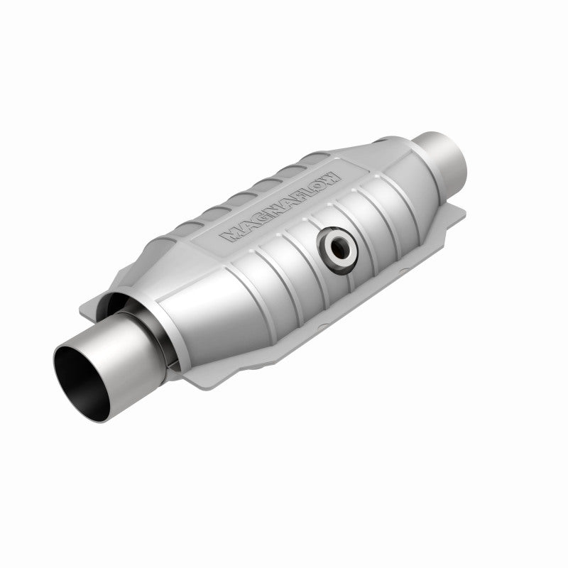 MagnaFlow Conv Univ 2.5 Mid O2 Magnaflow Catalytic Converter Universal AXOPROS