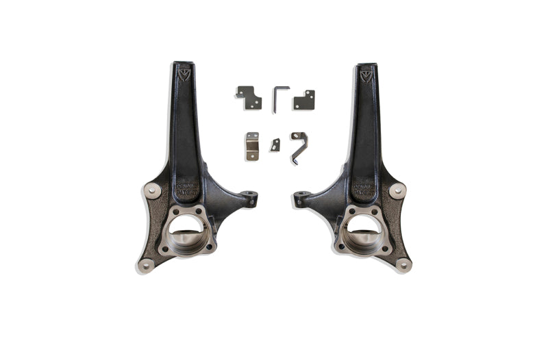 MaxTrac 19-20 GM C1500 2WD 3.5in Front Lift Spindles w/Extended DOT Compliant Brake Lines Maxtrac Steering Knuckles & Spindles AXOPROS