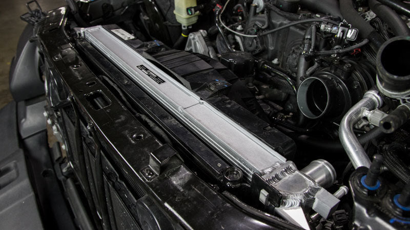 Mishimoto 2018+ Jeep Wrangler JL Performance Aluminum Radiator Mishimoto Radiators  AXOPROS