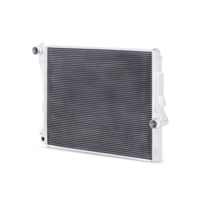 Mishimoto 99-06 BMW 323i/323i/328i/330i w/ Auto Transmission Performance Aluminum Radiator Mishimoto Radiators AXOPROS