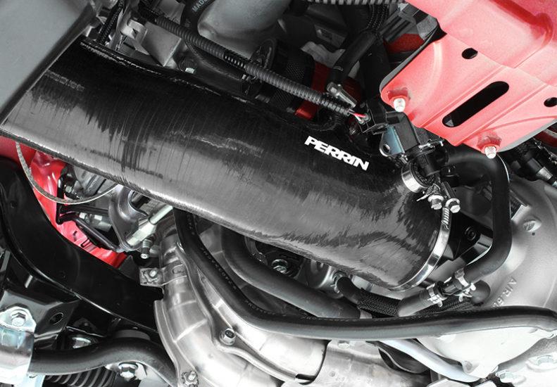 PERRIN 15-21 Subaru WRX / 14-18 Forester XT Turbo Inlet Hose 3in. w/ Turbo Adapter Flange - Black Perrin Performance Hoses AXOPROS