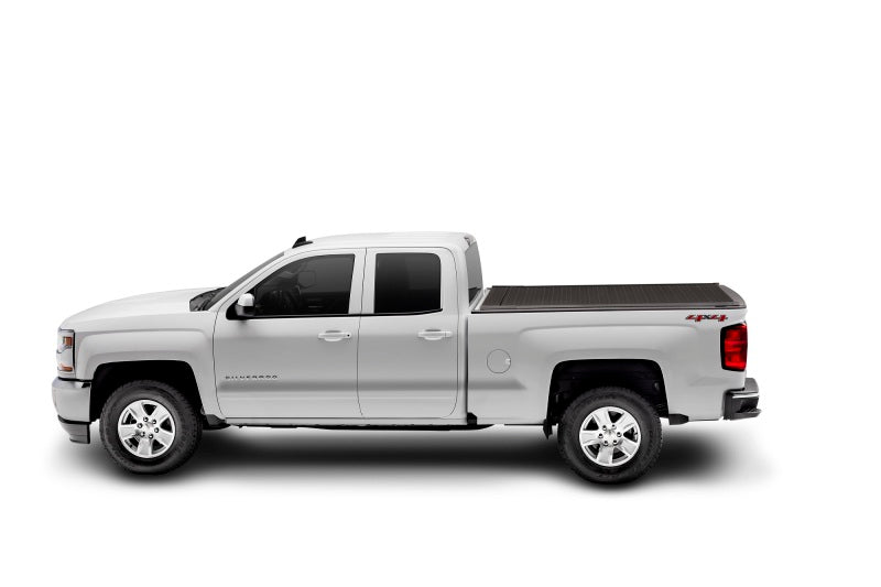 Retrax 19-22 Chevrolet/GMC (5.8ft. Bed) Retrax IX Retrax Retractable Bed Covers AXOPROS