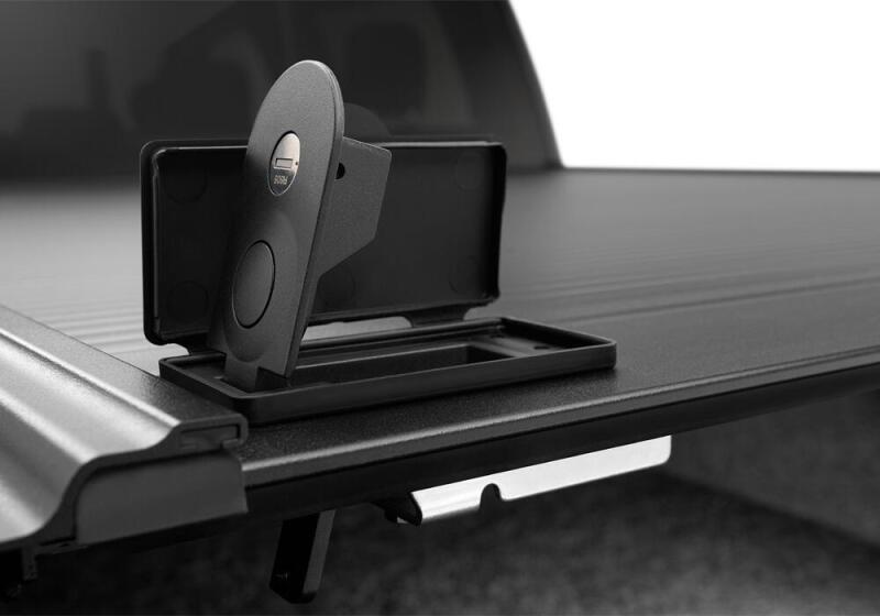 Retrax 21-22 Ford F-150 Super Crew/Super Cab (Incl. 2022 Lightning) 5.5ft Bed RetraxONE MX Retrax Retractable Bed Covers AXOPROS