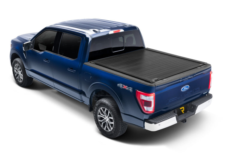 Retrax 21-22 Ford F-150 Super Crew/Super Cab (Incl. 2022 Lightning) 5.5ft Bed RetraxPRO XR Retrax Retractable Bed Covers AXOPROS