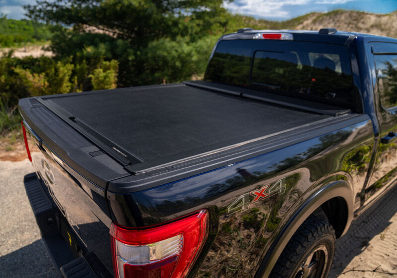 Roll-N-Lock 2020 Jeep Gladiator 5ft bed M-Series Retractable Tonneau Cover Roll-N-Lock Tonneau Covers - Retractable AXOPROS