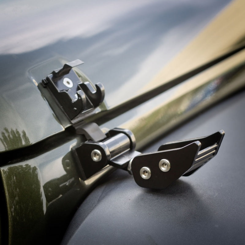 Rugged Ridge 07-18 Jeep Wrangler JK Black Hood Catches Rugged Ridge Brackets AXOPROS