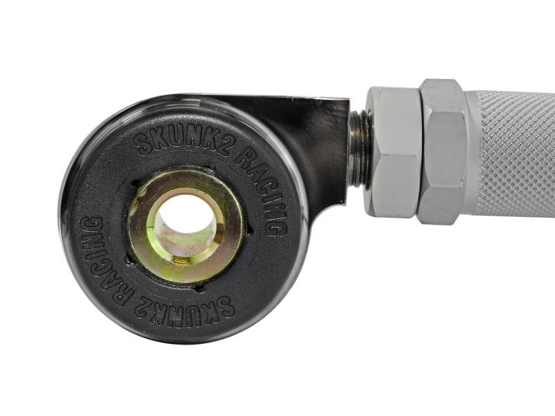 Skunk2 Pro Series 88-00 Honda Civic/CRX/Del Sol/90-01 Acura Integra Adjustable Rear Camber Kits Skunk2 Racing Camber Kits AXOPROS