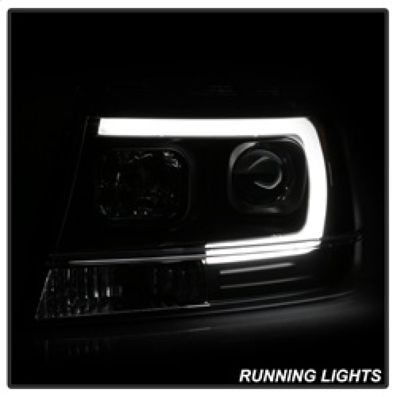 Spyder 99-04 Jeep Grand Cherokee Projector Headlights - Light Bar DRL LED - Black SPYDER Headlights AXOPROS