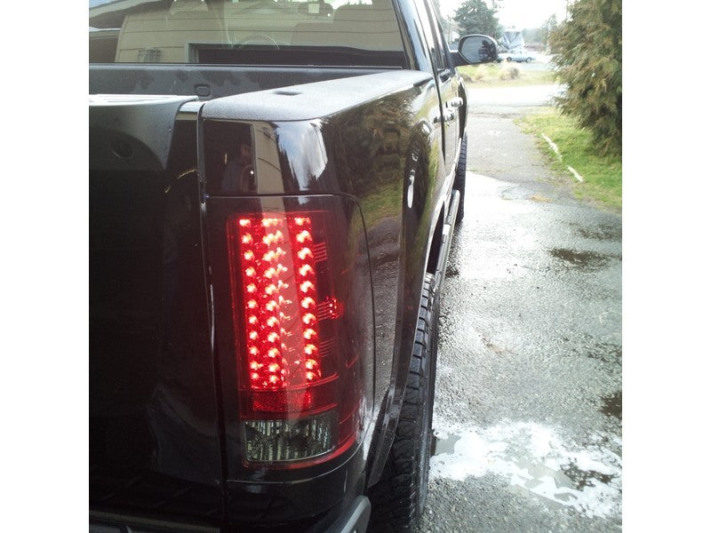 Spyder GMC Sierra 07-13 (Not 3500 Dually 4 Rear Wheels)LED Tail Lights Red Clear ALT-YD-GS07-LED-RC SPYDER Tail Lights  AXOPROS