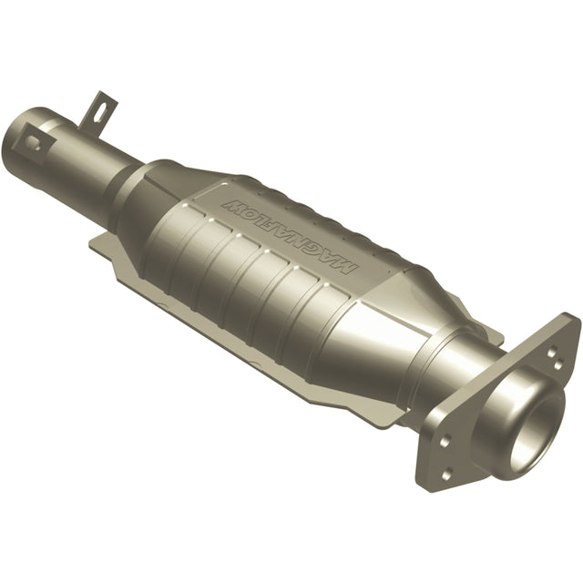 Standard Grade Direct-Fit Catalytic Converter MagnaFlow Exhaust Products Catalytic Converter  AXOPROS