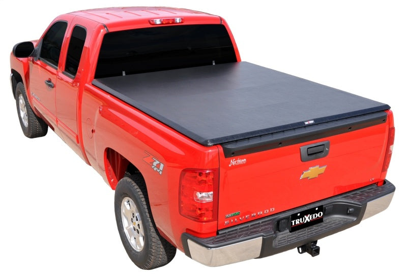 Truxedo 07-13 GMC Sierra & Chevrolet Silverado 1500 5ft 8in TruXport Bed Cover Truxedo Bed Covers - Roll Up AXOPROS